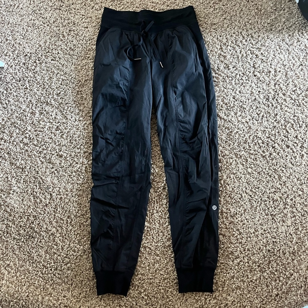 lulu joggers
